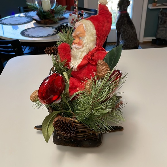 Antique Santa in Cradle centerpiece- will ship same day - Picture 3 of 6